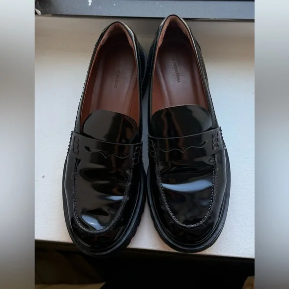 Reformation Agathea Chunky Loafer - Picture 4 of 9